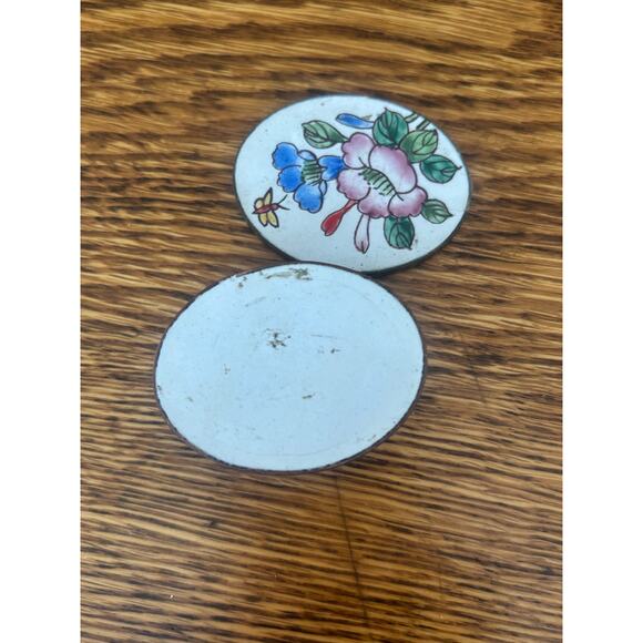 Vintage Cloisonne Brass and Floral Enamel Pill/Trinket Box Blue Enamel Interior - Picture 5 of 6